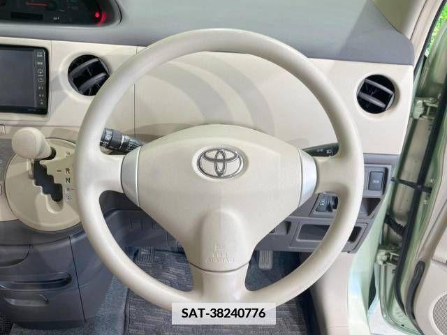 Toyota SIENTA 2012-03 375927-12