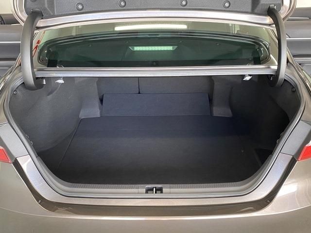 Toyota CAMRY HYBRID 2017-07 23269-9