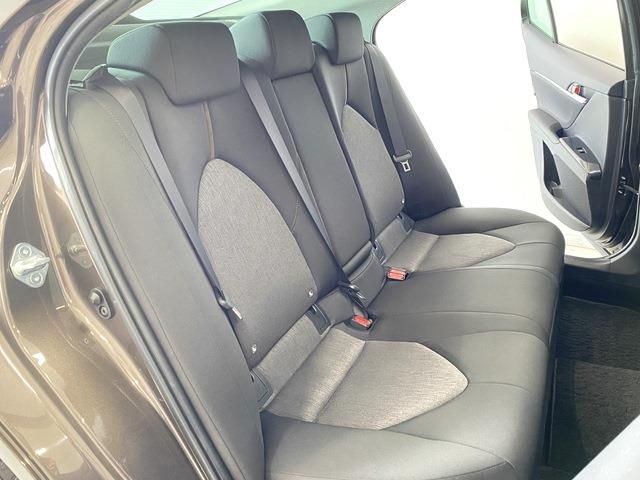 Toyota CAMRY HYBRID 2017-07 23269-8