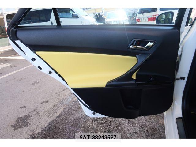 Toyota MARK X 2015-05 210943-25