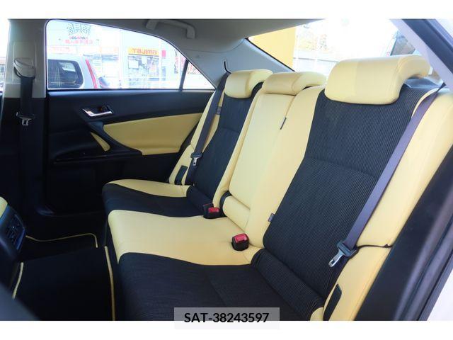 Toyota MARK X 2015-05 210943-26