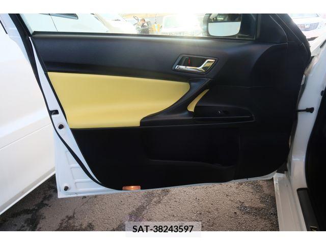 Toyota MARK X 2015-05 210943-21