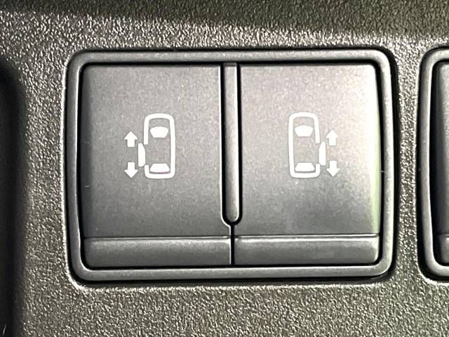 Nissan SERENA 2013-12 182318-3