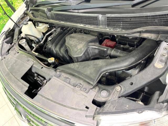 Nissan SERENA 2013-12 182318-18