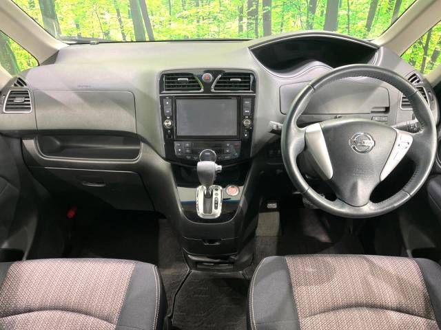 Nissan SERENA 2013-12 182318-1