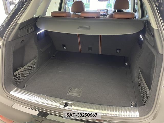 Audi Q5 2023-03 317973-15