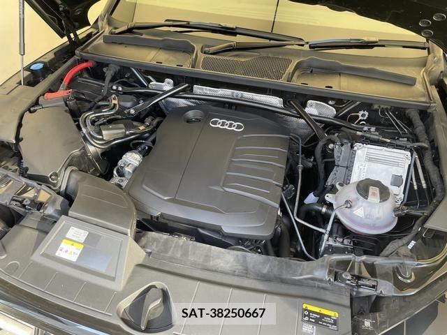 Audi Q5 2023-03 317973-16