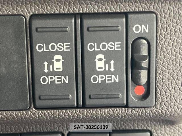 Honda FREED 2018-09 302927-5