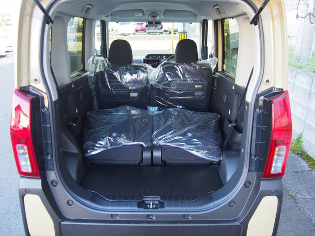 Daihatsu TANTO 2023-08 8409-9