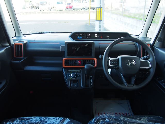 Daihatsu TANTO 2023-08 8409-1