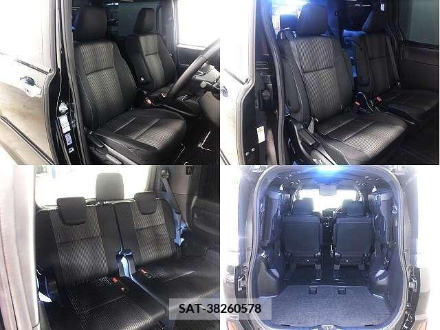 Toyota VOXY 2020-06 382804-6