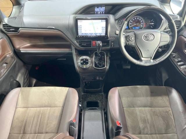 Toyota ESQUIRE 2018-04 27045-1