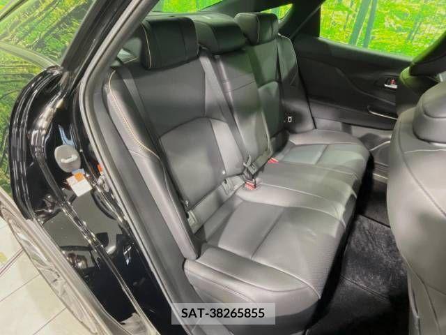 Toyota CROWN 2023-06 343370-9