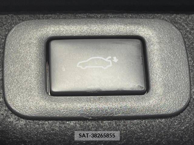 Toyota CROWN 2023-06 343370-6