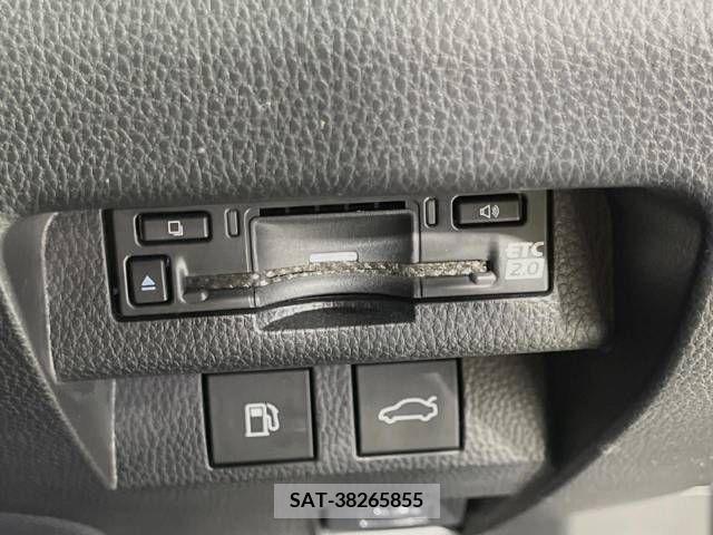 Toyota CROWN 2023-06 343370-5