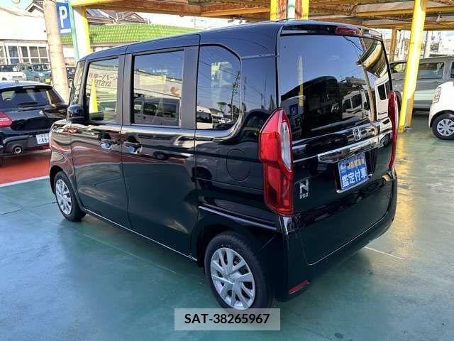 Honda N BOX 2023-02 219784-3