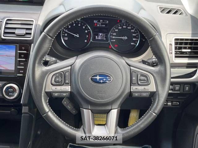 Subaru FORESTER 2017-09 360455-14