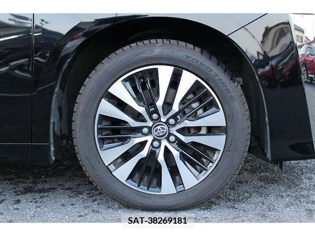 Toyota VELLFIRE 2018-12 208572-11