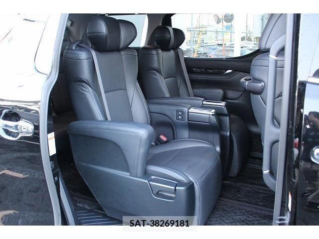 Toyota VELLFIRE 2018-12 208572-13