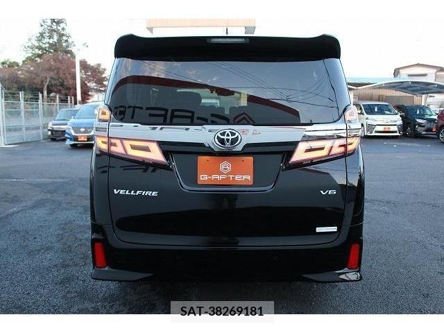 Toyota VELLFIRE 2018-12 208572-7