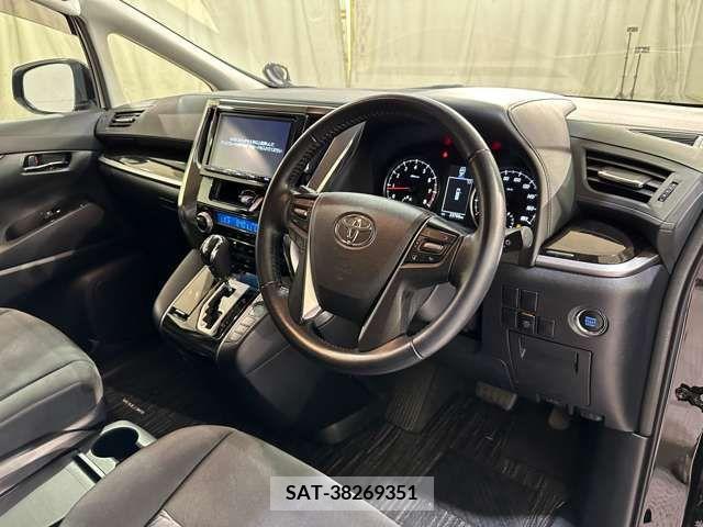 Toyota VELLFIRE 2017-11 299636-12