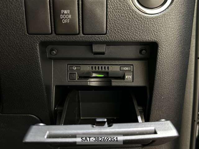 Toyota VELLFIRE 2017-11 299636-17
