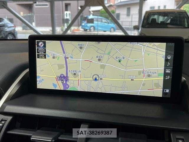 Lexus NX 2018-01 334393-2