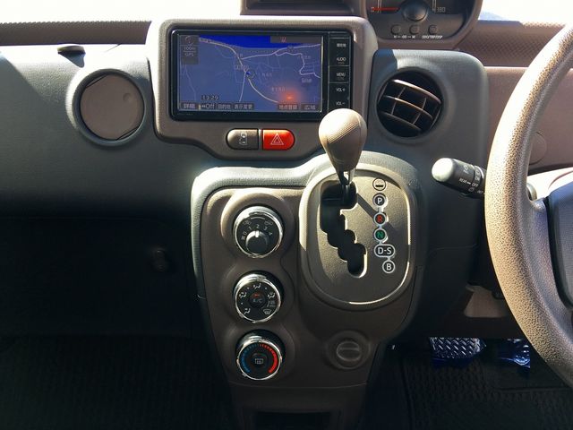 Toyota SPADE 2012-11 13615-10