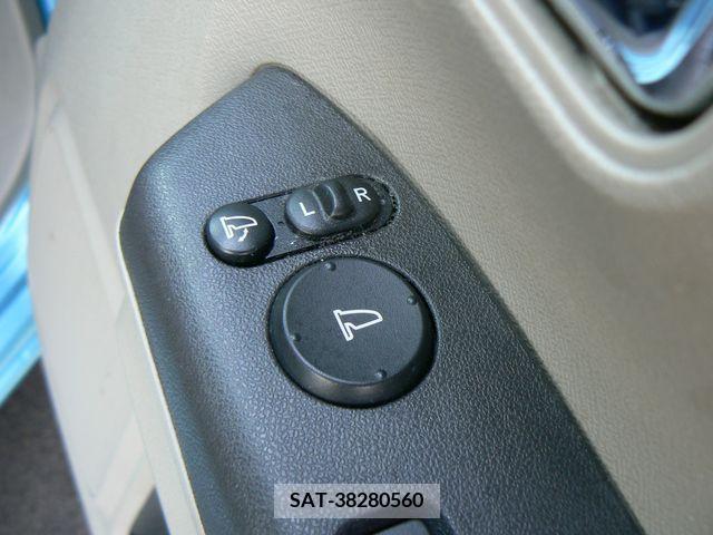 Honda LIFE 2012-01 226117-12