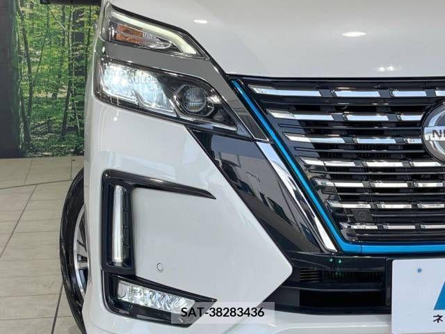 Nissan SERENA 2021-03 284172-13