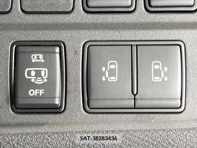 Nissan SERENA 2021-03 284172-5