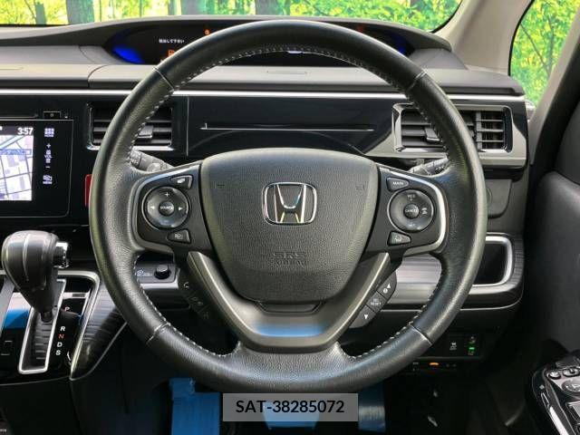 Honda STEP WGN 2015-04 243429-12