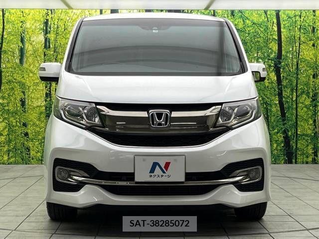 Honda STEP WGN 2015-04 243429-15