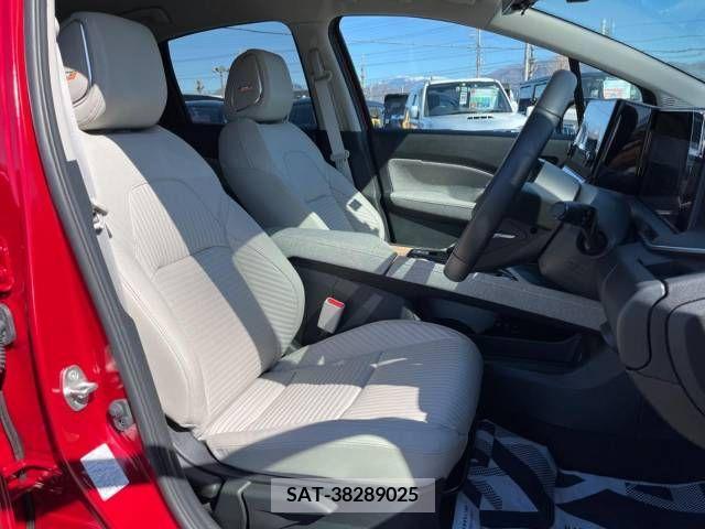 Nissan AURA 2022-07 220661-8