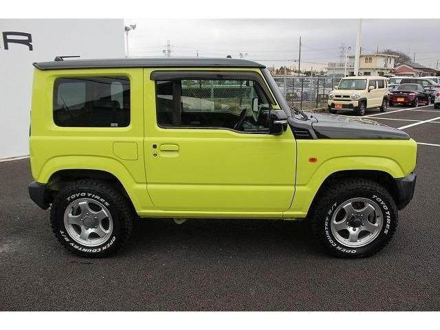 Suzuki JIMNY 2018-07 182663-7