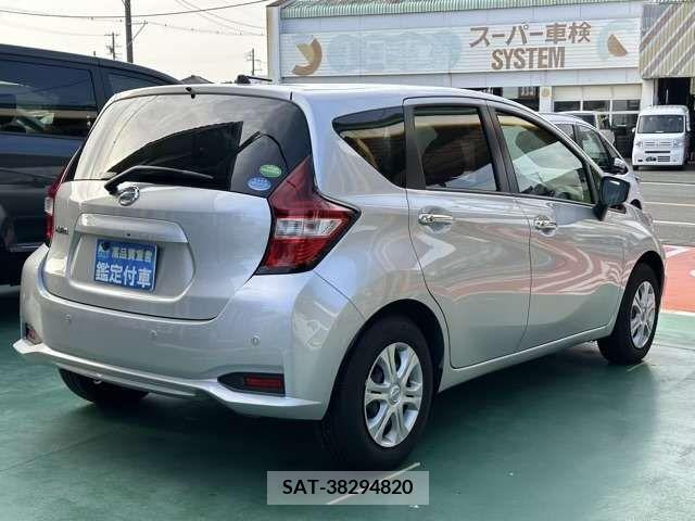 Nissan NOTE 2019-04 328317-9