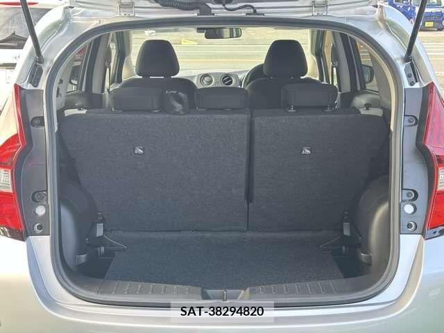 Nissan NOTE 2019-04 328317-7