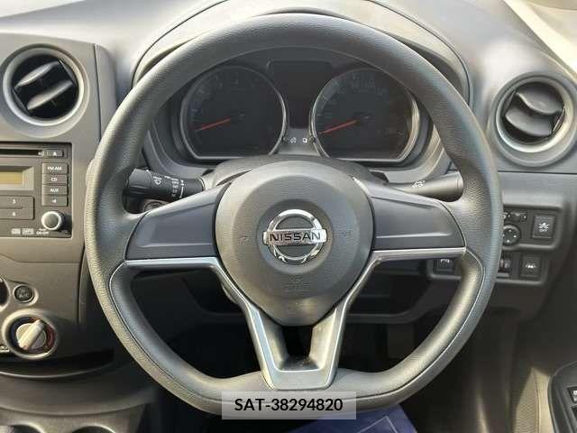 Nissan NOTE 2019-04 328317-6