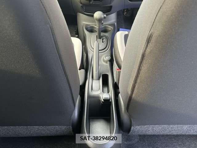 Nissan NOTE 2019-04 328317-15