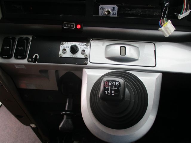 Mitsubishi AERO ACE 2010-07 8712-7