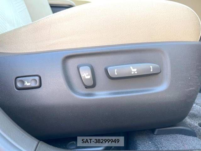 Lexus HS 2010-01 354164-6