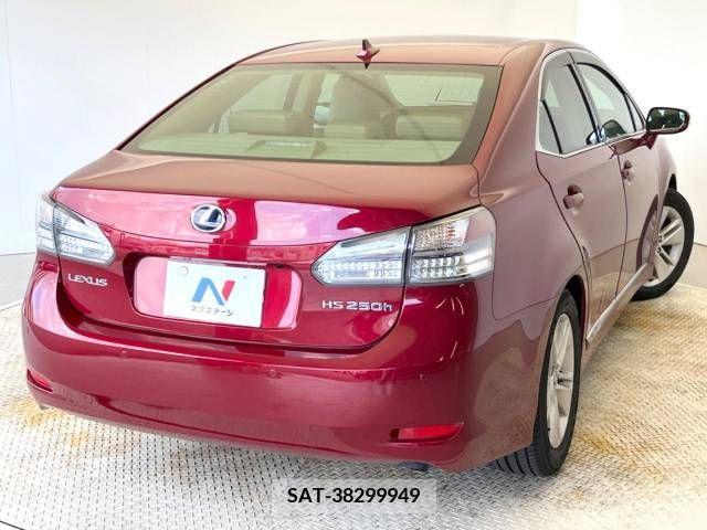 Lexus HS 2010-01 354164-17