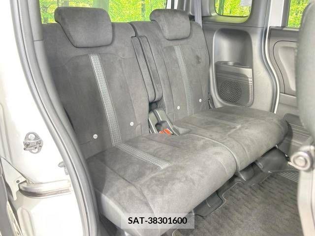 Honda N BOX CUSTOM 2021-09 341569-9