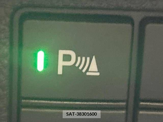 Honda N BOX CUSTOM 2021-09 341569-7