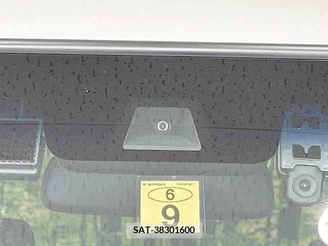 Honda N BOX CUSTOM 2021-09 341569-2