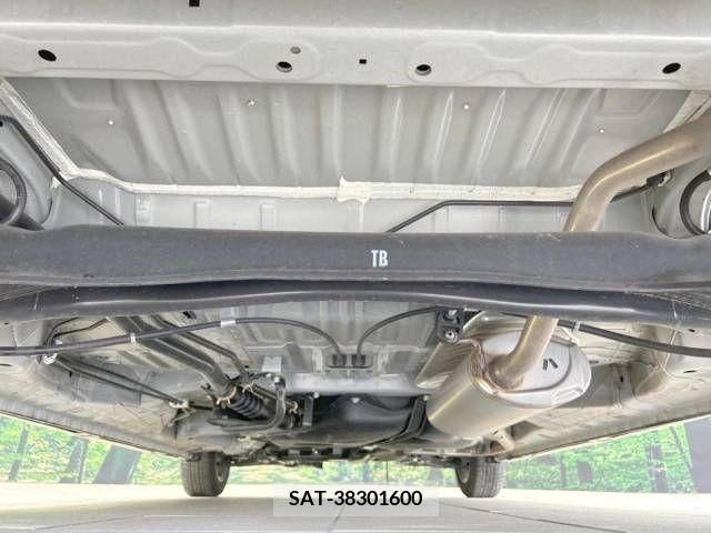 Honda N BOX CUSTOM 2021-09 341569-19