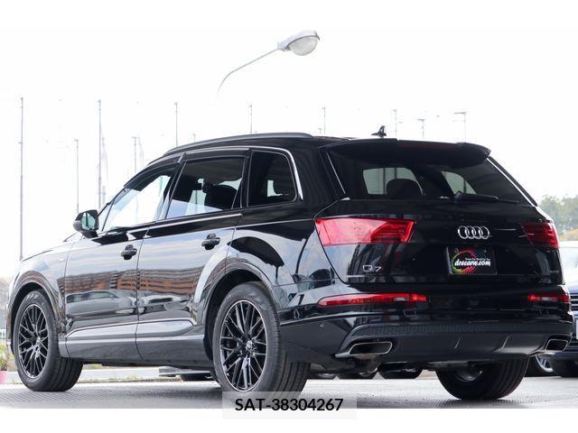 Audi Q7 2019-03 238881-2