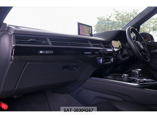 Audi Q7 2019-03 238881-22