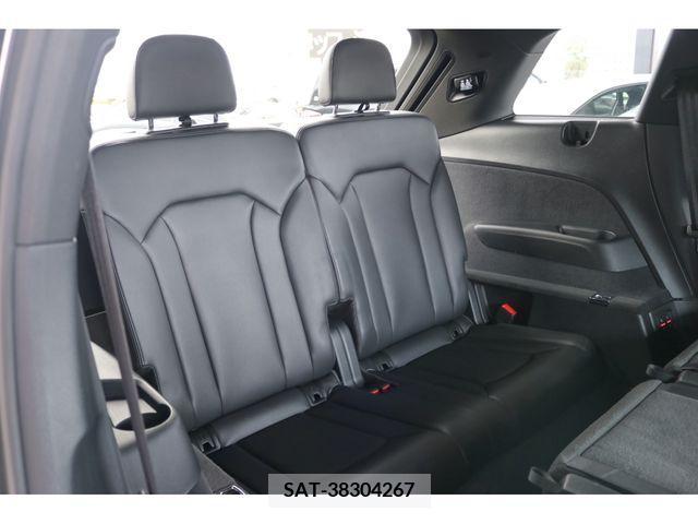 Audi Q7 2019-03 238881-27