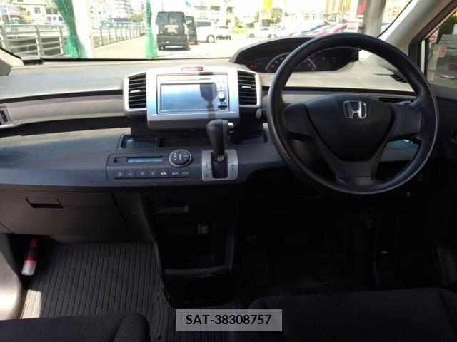 Honda FREED 2012-01 352170-2